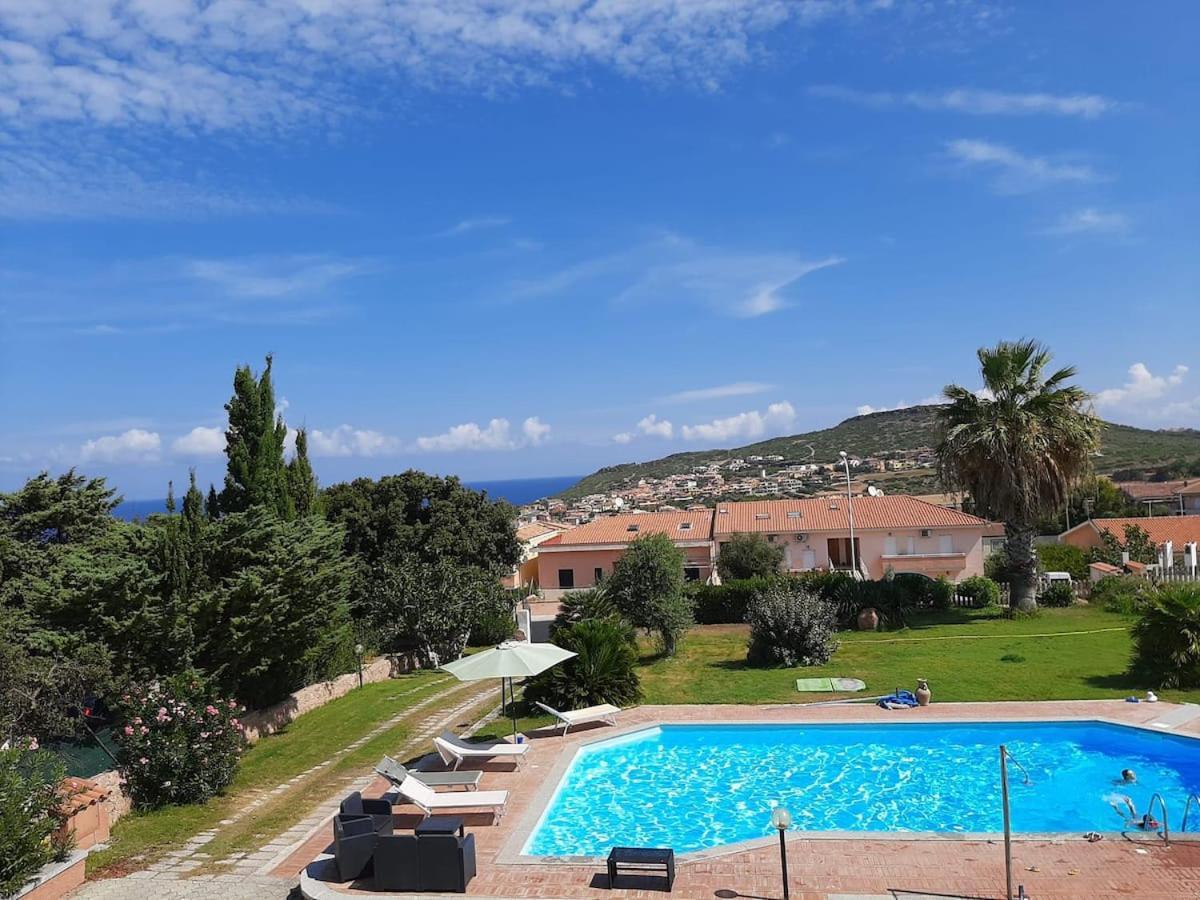 Villa Stefania Кастелсардо Екстериор снимка